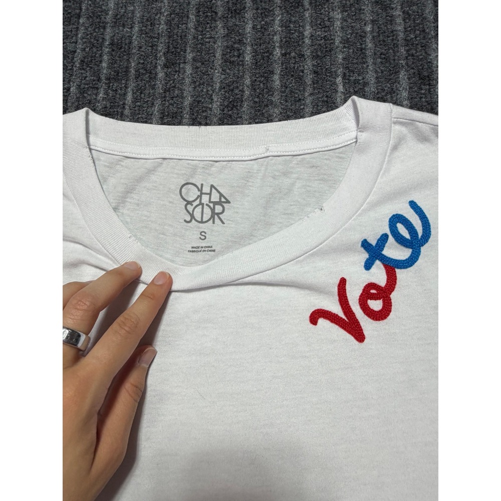 Chaser Vote Graphic Tee Women Small Embroidered Cap Sleeve Americana Minimalist - Picture 3 of 6